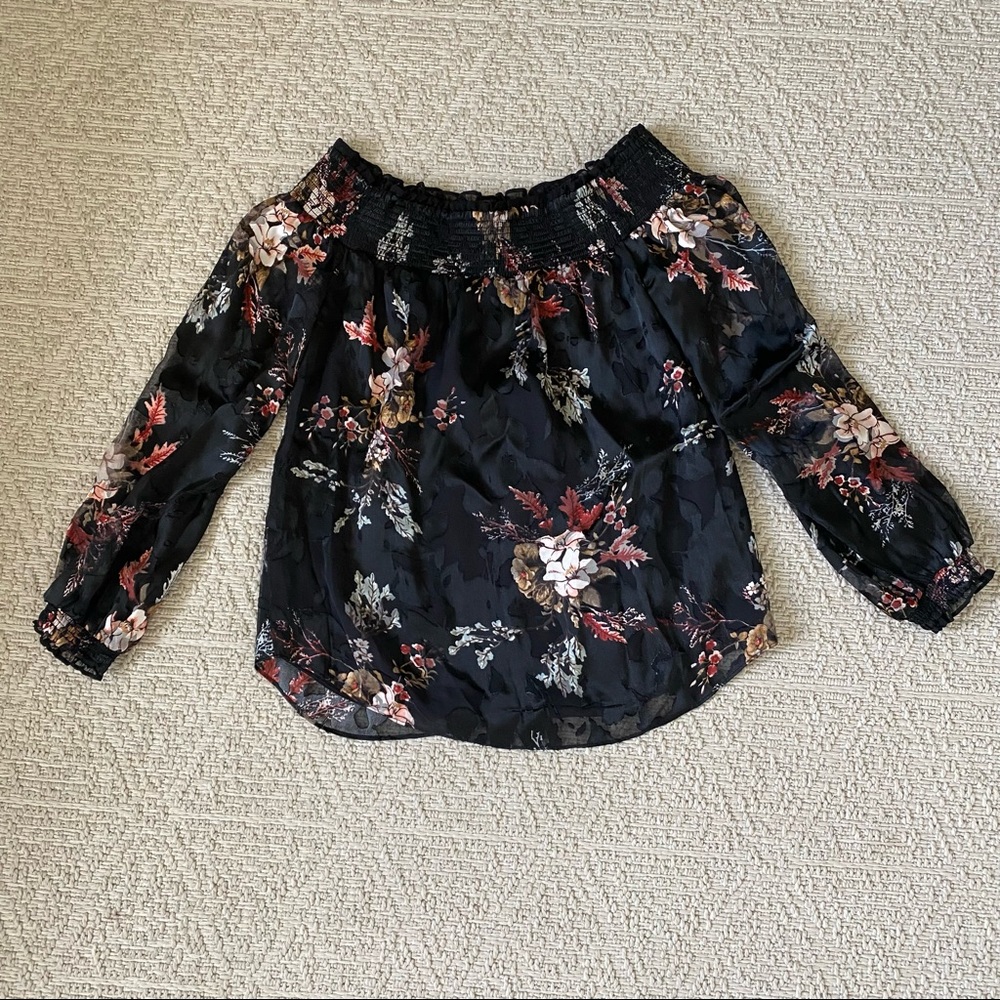 WHBM Floral off-the-shoulder long-sleeve blouse, size XS